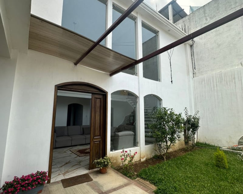 Casa en Venta en Santa Lucía Milpas Altas Sacatepéquez
