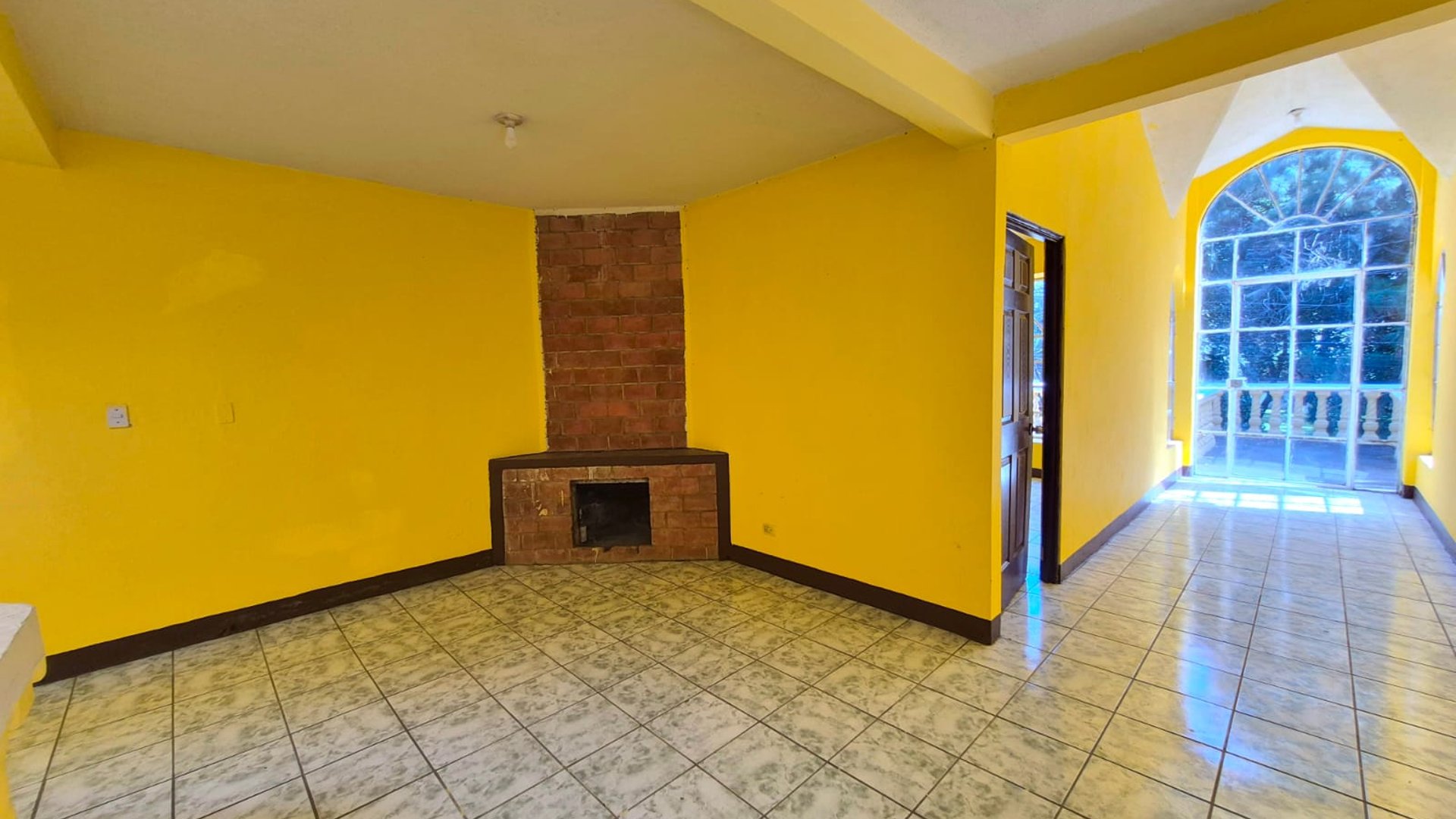 VENTA Casa Zona 2 de San Lucas Sacatepéquez - Miniatura 2