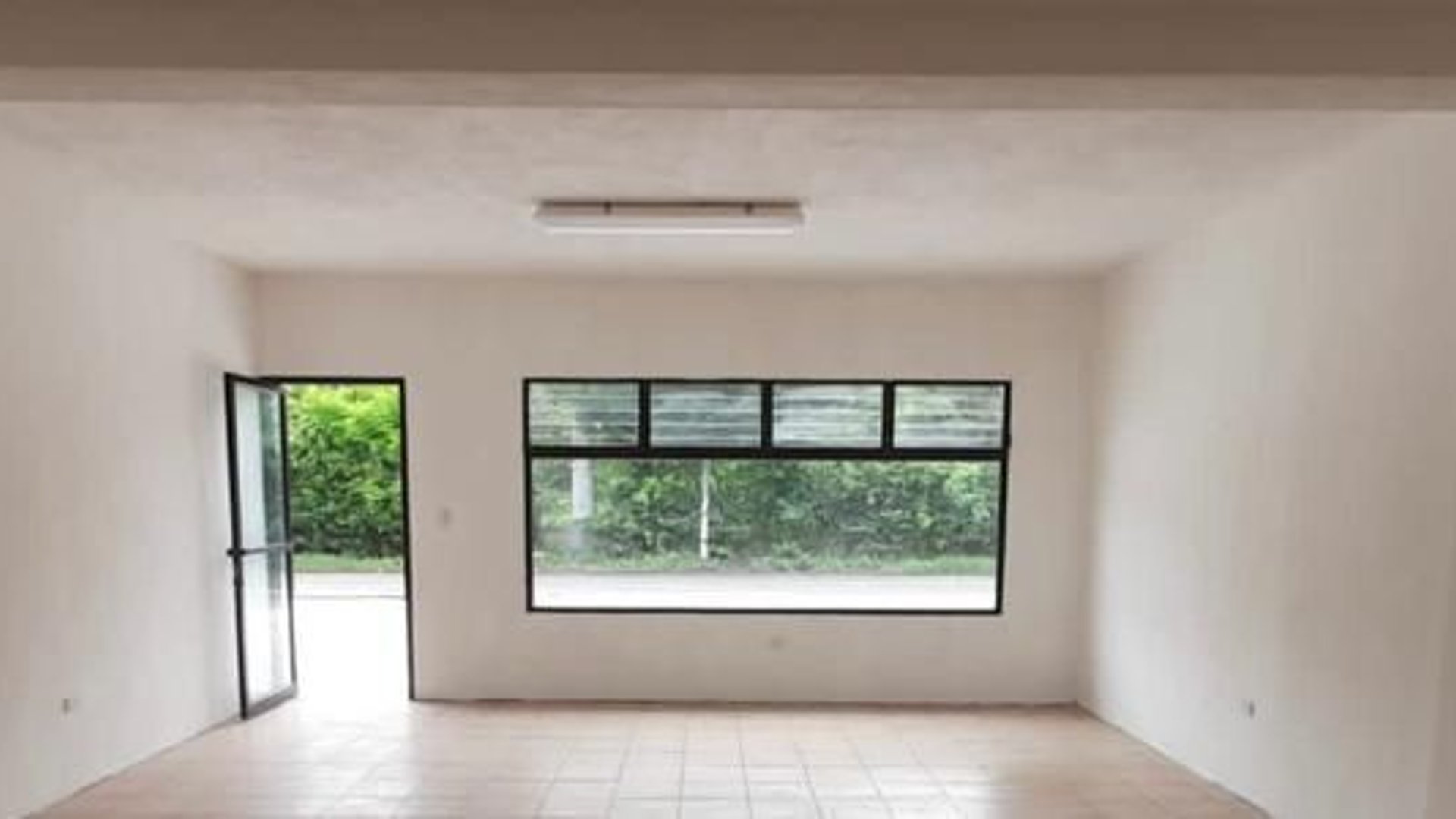 Centro Comercial nuevo en VENTA Iztapa a Monterrico - Miniatura 7