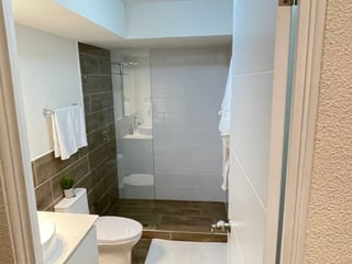 VENDO APARTAMENTO EN EVERO SAN MIGUEL PETAPA - Image 11