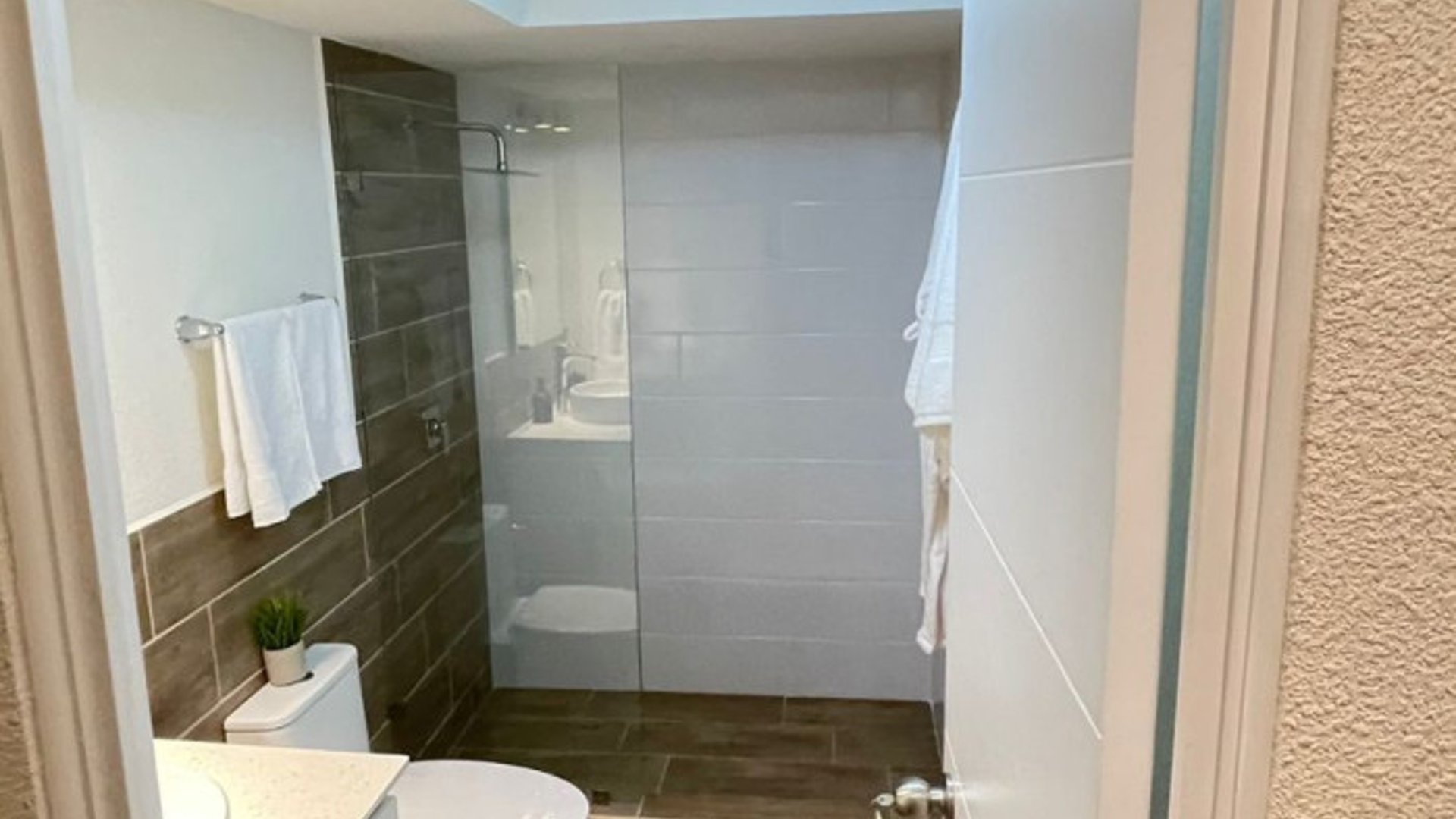VENDO APARTAMENTO EN EVERO SAN MIGUEL PETAPA - Miniatura 11